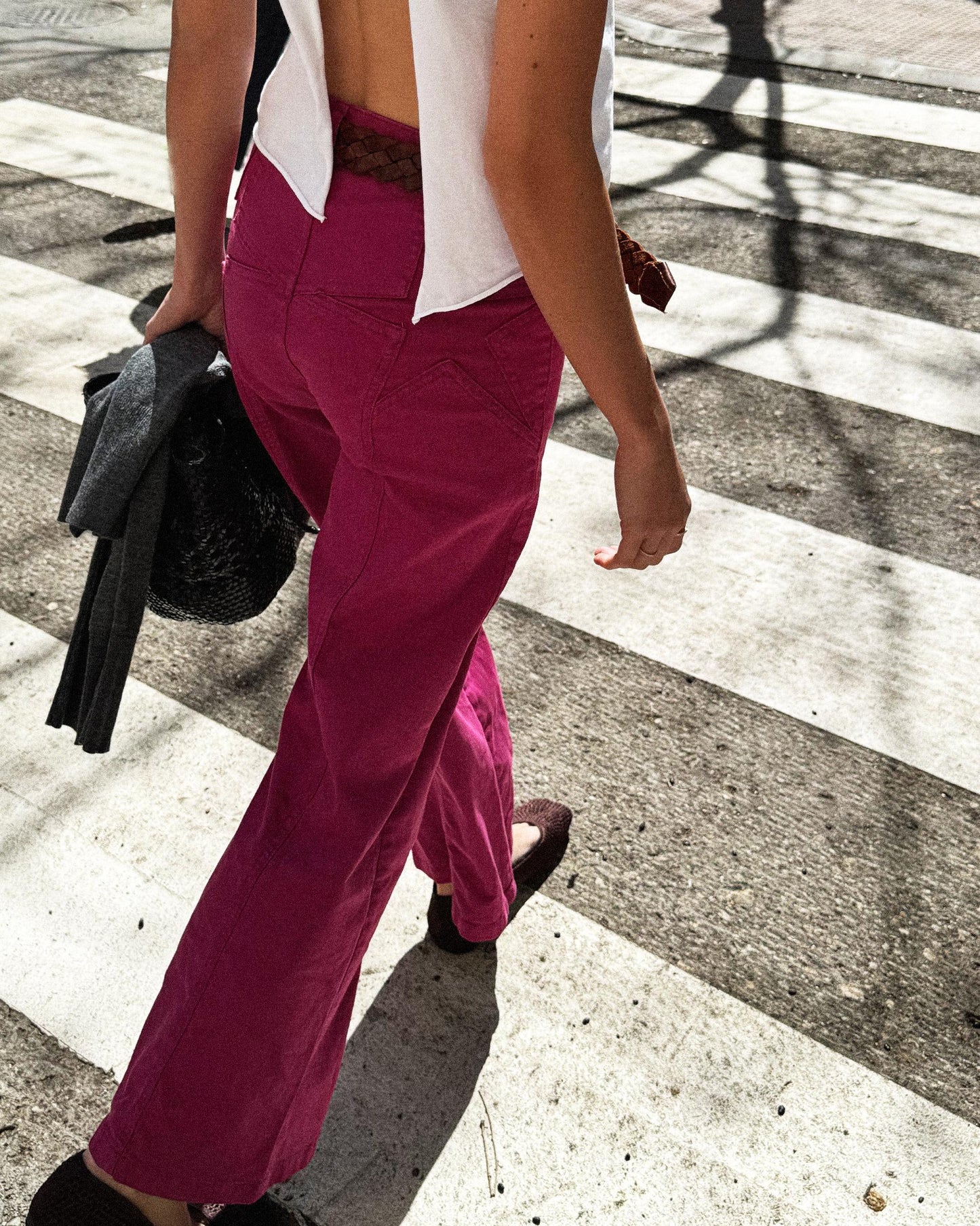 PANTALON ESTRELLAS TRASERAS