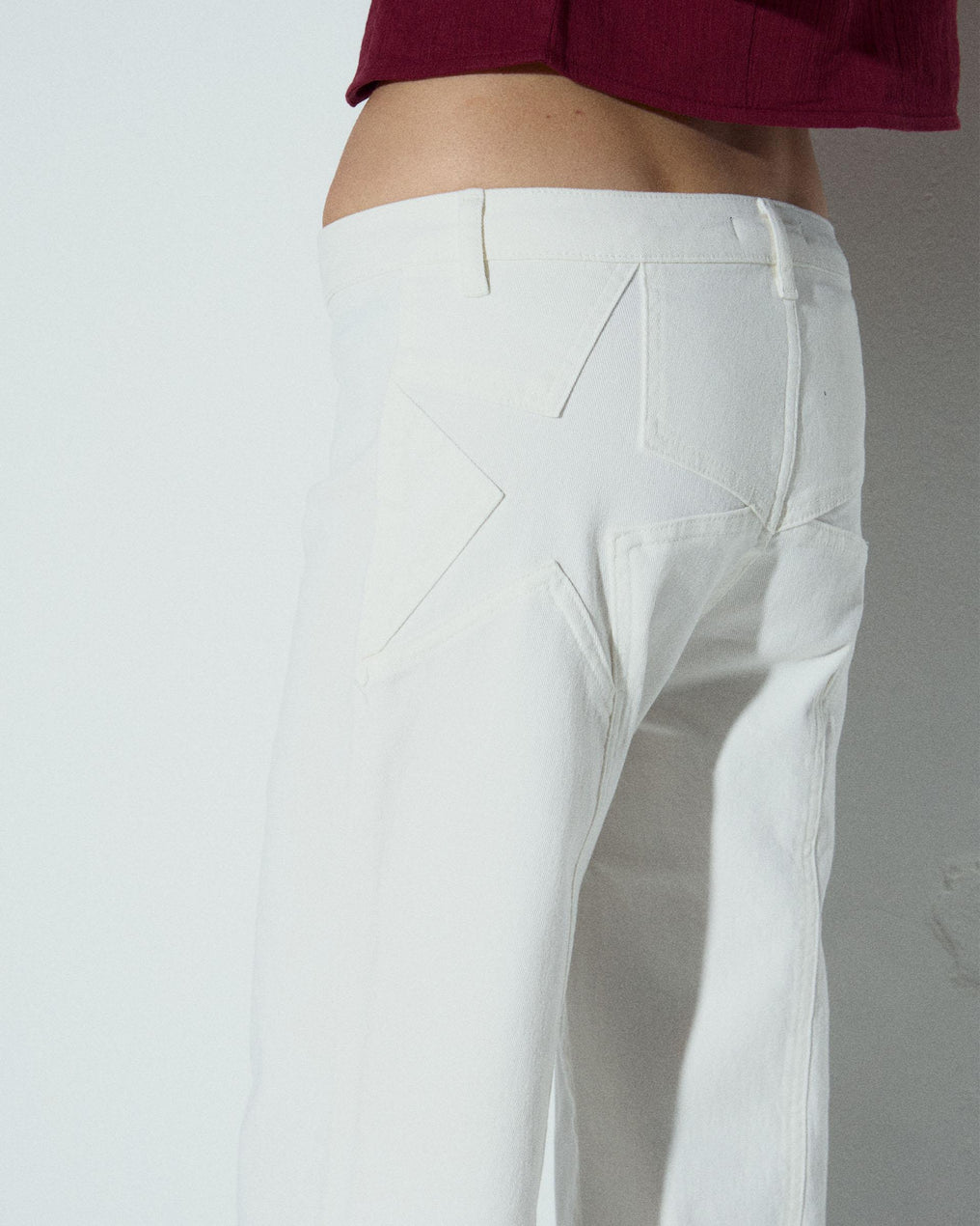 PANTALON ESTRELLAS TRASERAS