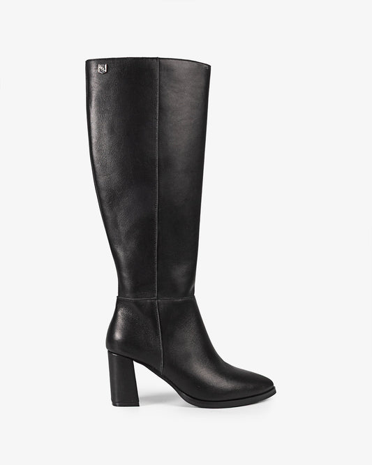 BOTA ALTA DE PIEL NEGRA