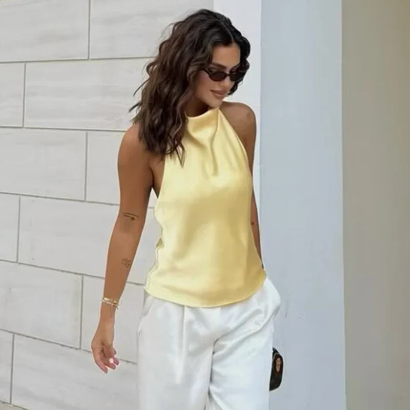TOP DE SATEN CON CUELLO HALTER