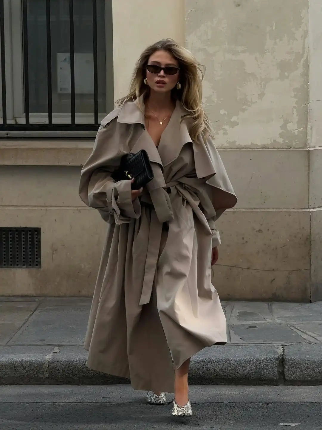 GABARDINA LARGA CON CORDONES