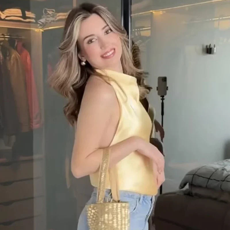 TOP DE SATEN CON CUELLO HALTER